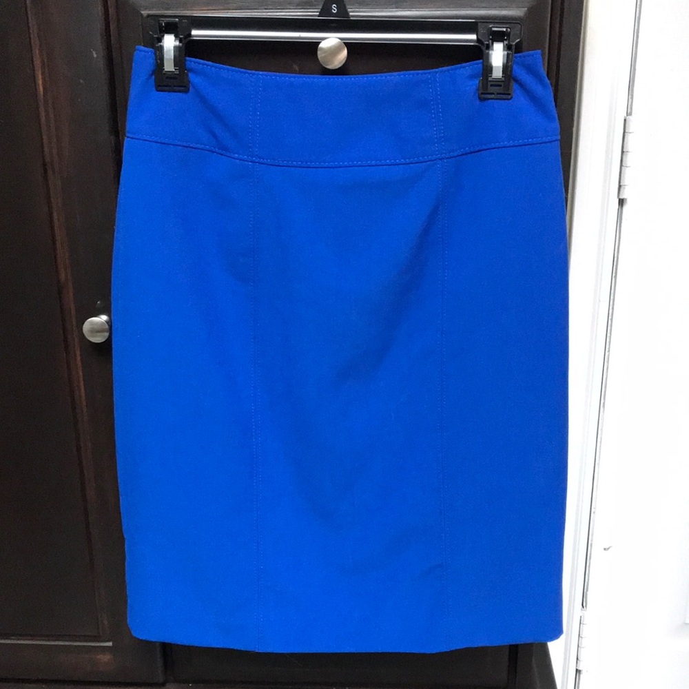 Worthington electric blue pencil skirt